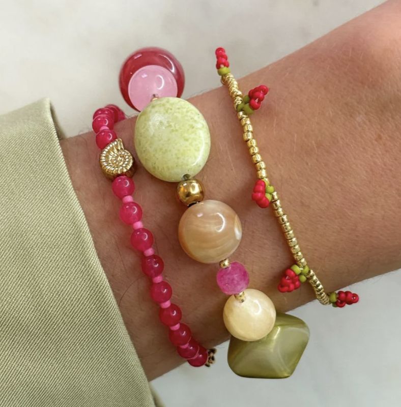 little strawberry armband - le veer