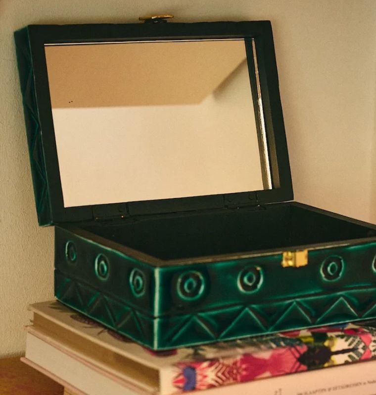 Tide's treasure box -Anna+Nina