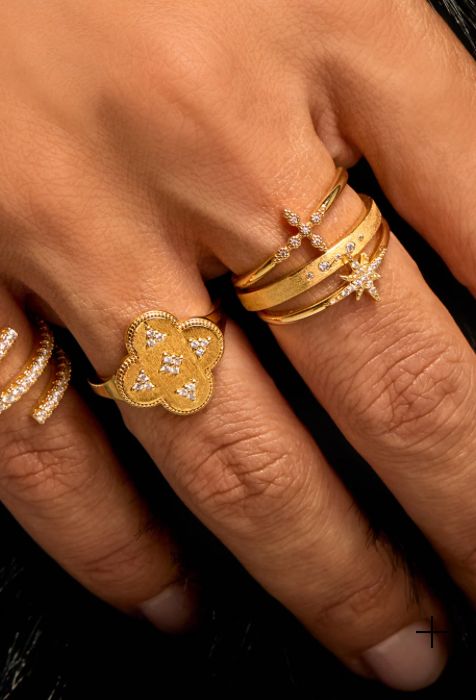 lucky ring - mya bay