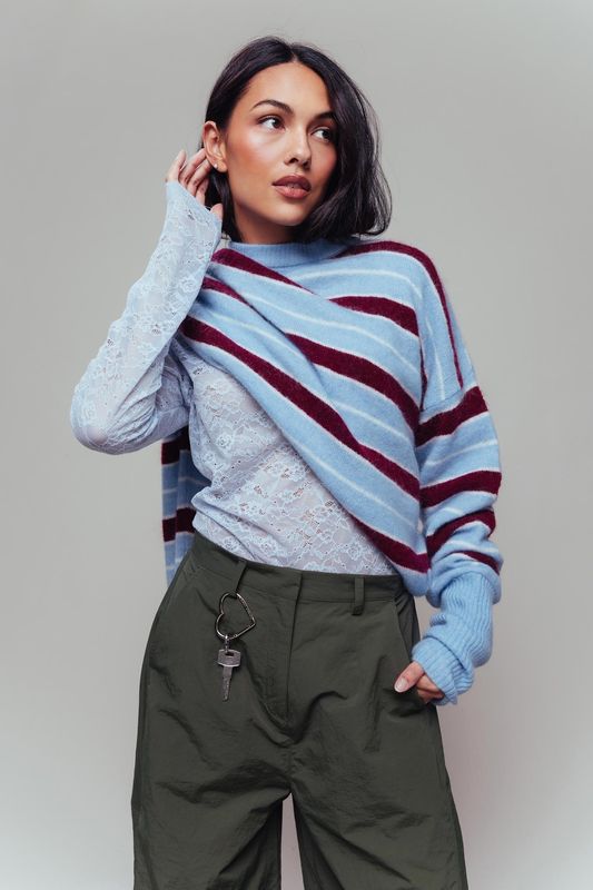 Striped Knit - blue - Catwalk junkie