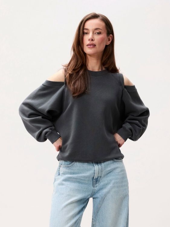 Sweater with cut out - Carbon - Catwalk Junkie