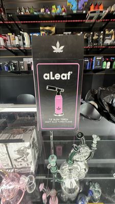 aLeaf 7.5 in blow torch