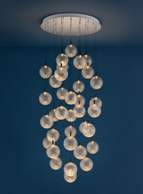 Par 18 Kroonluchter. 35 bollen Ø 8 cm