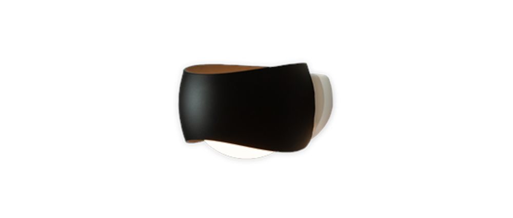 Curved wandlamp