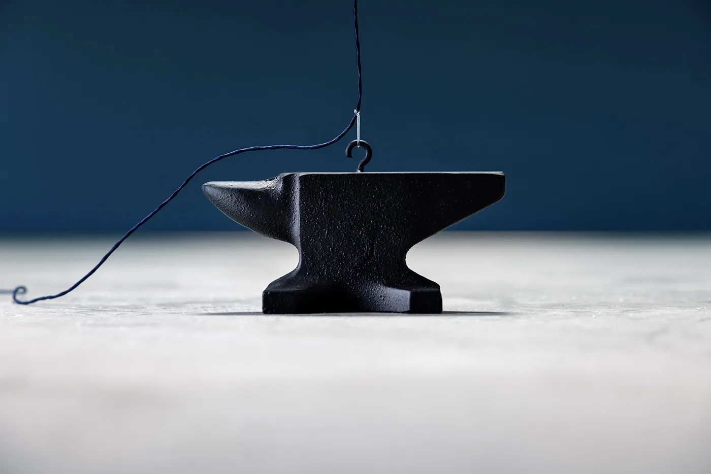 Pòta! hanglamp met aambeeld
