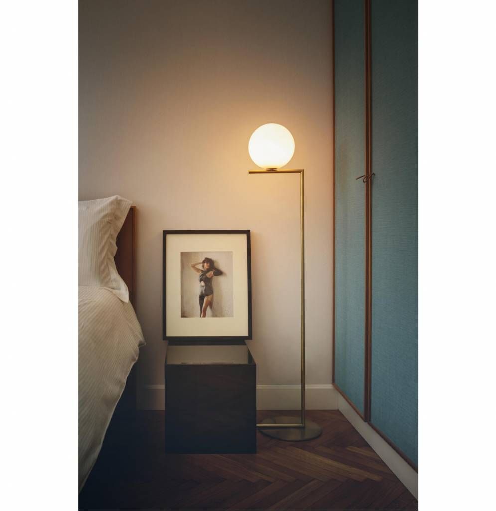 IC Lights F2 vloerlamp.  Magazijnopruiming!