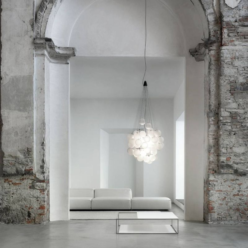 Stochastic hanglamp. 48 spheres