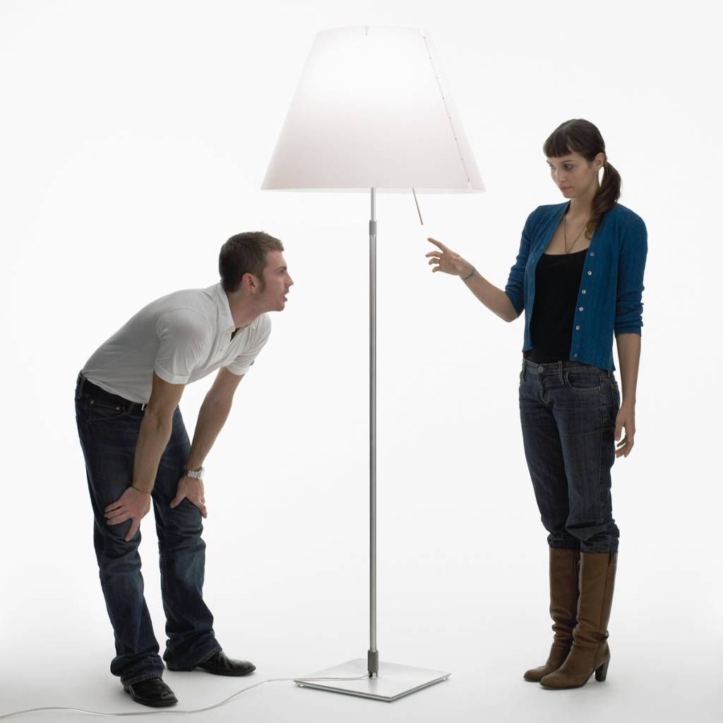 Costanza Grande vloerlamp on-off.