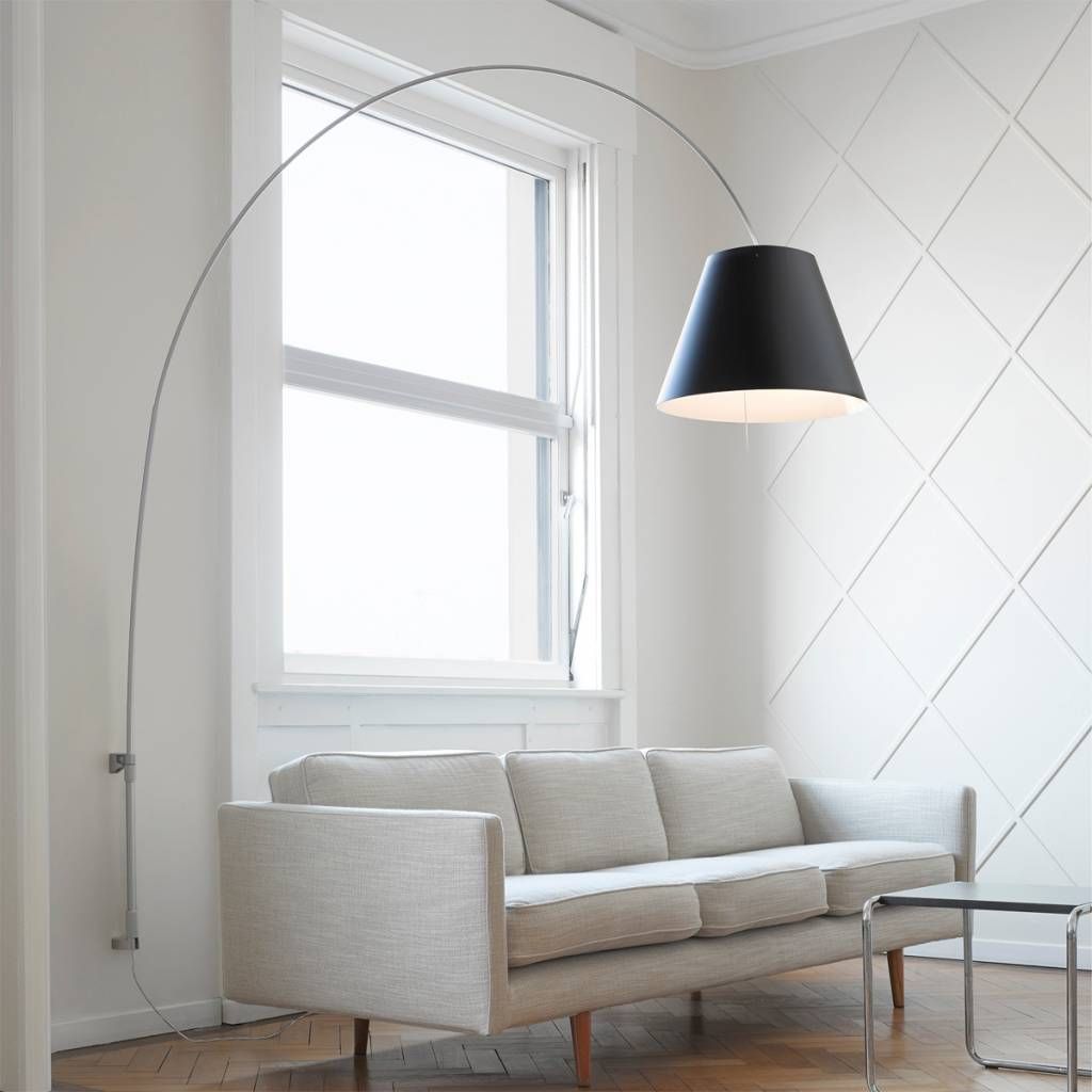 Lady Costanza wandlamp. aluminium. dimmer