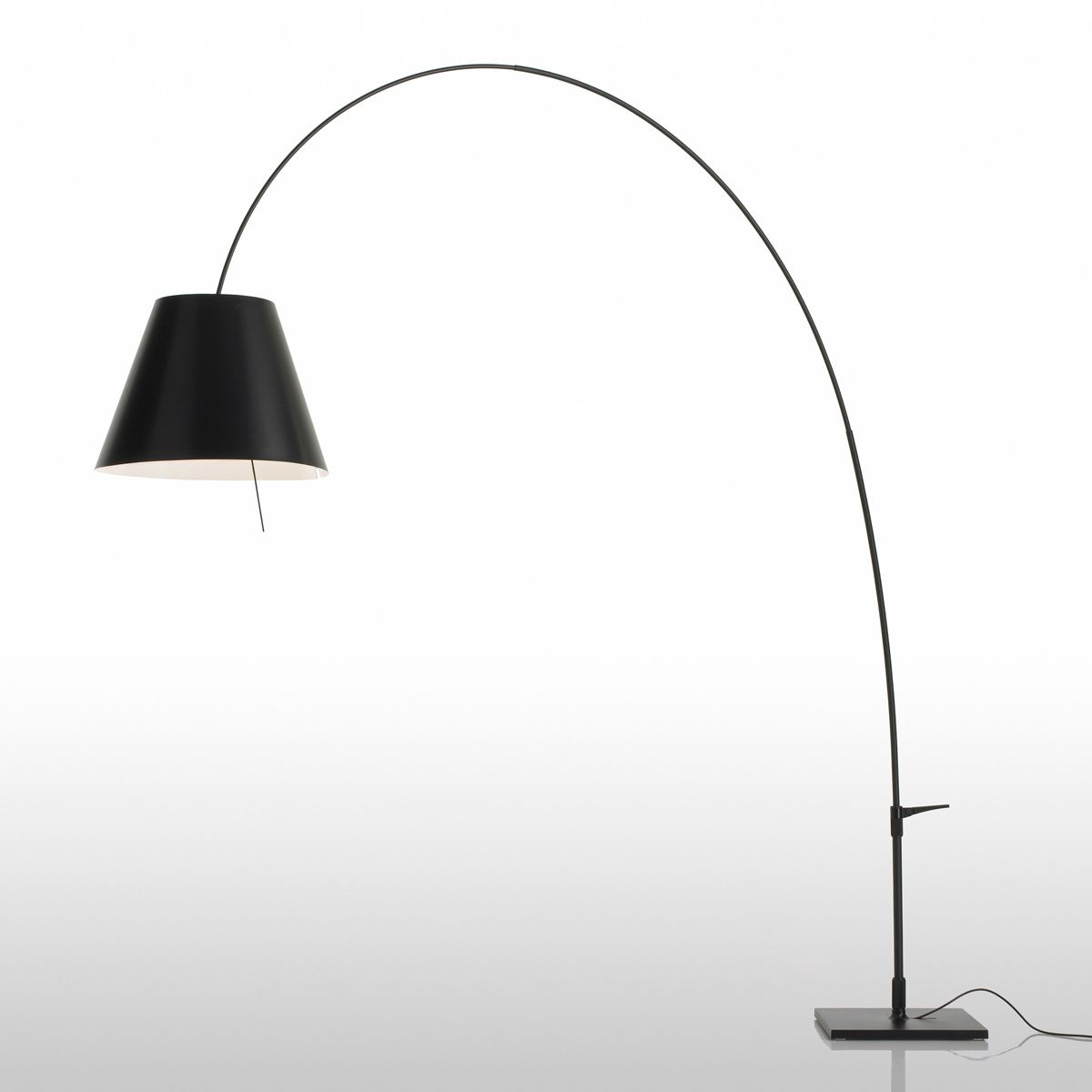 Lady Costanza vloerlamp aluminium. dimmer