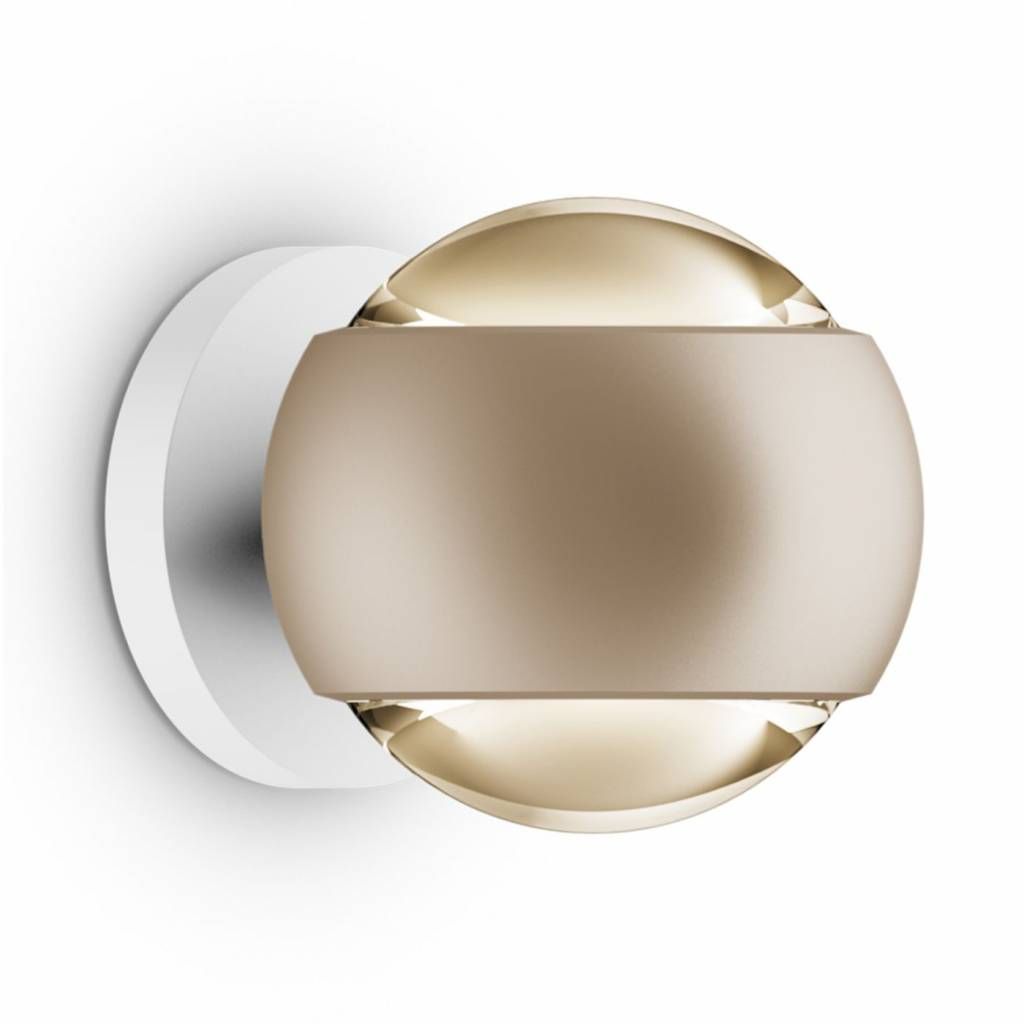 io verticale wandlamp. Mat goud