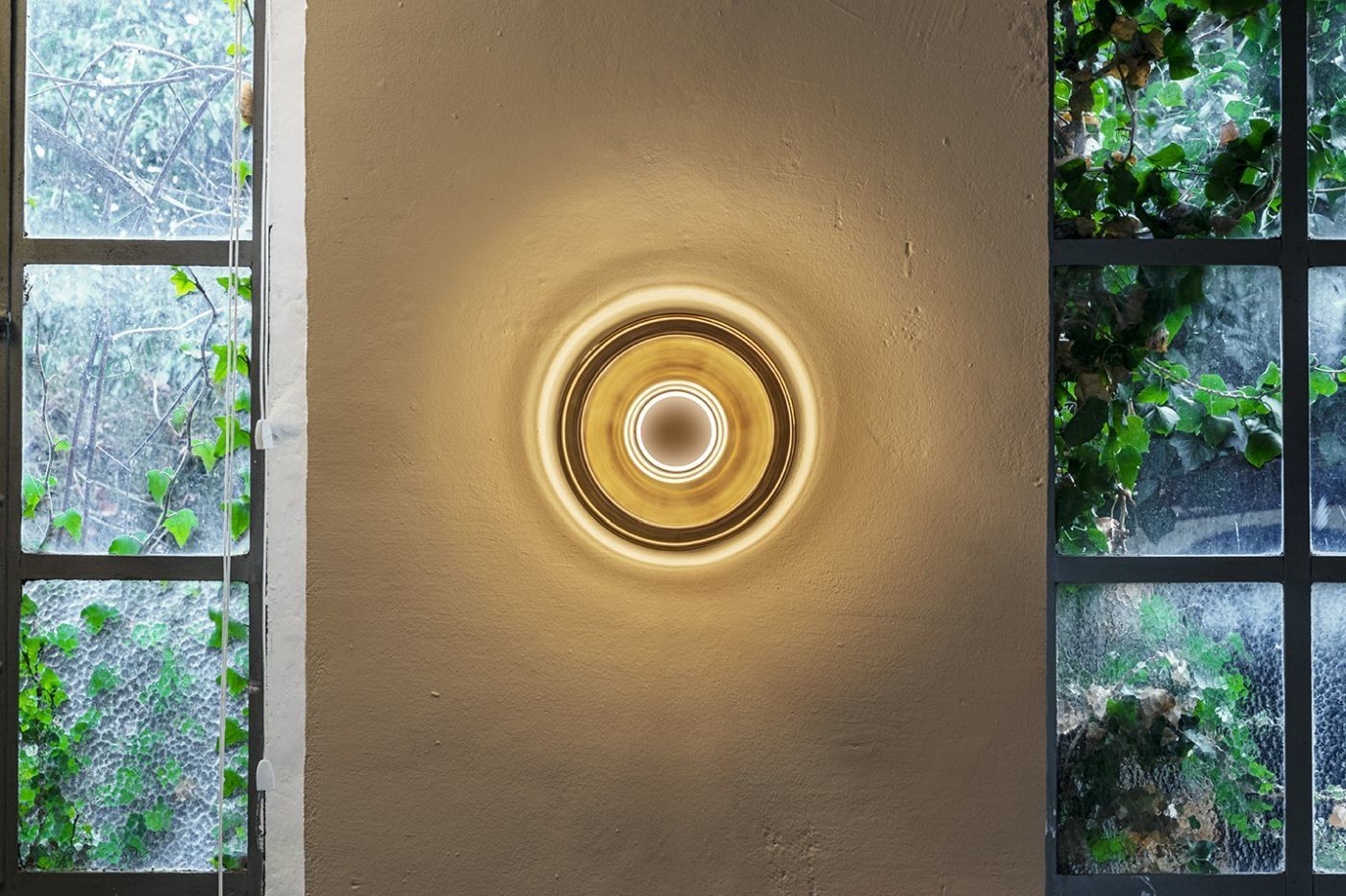 Curling wandlamp: Zilver M