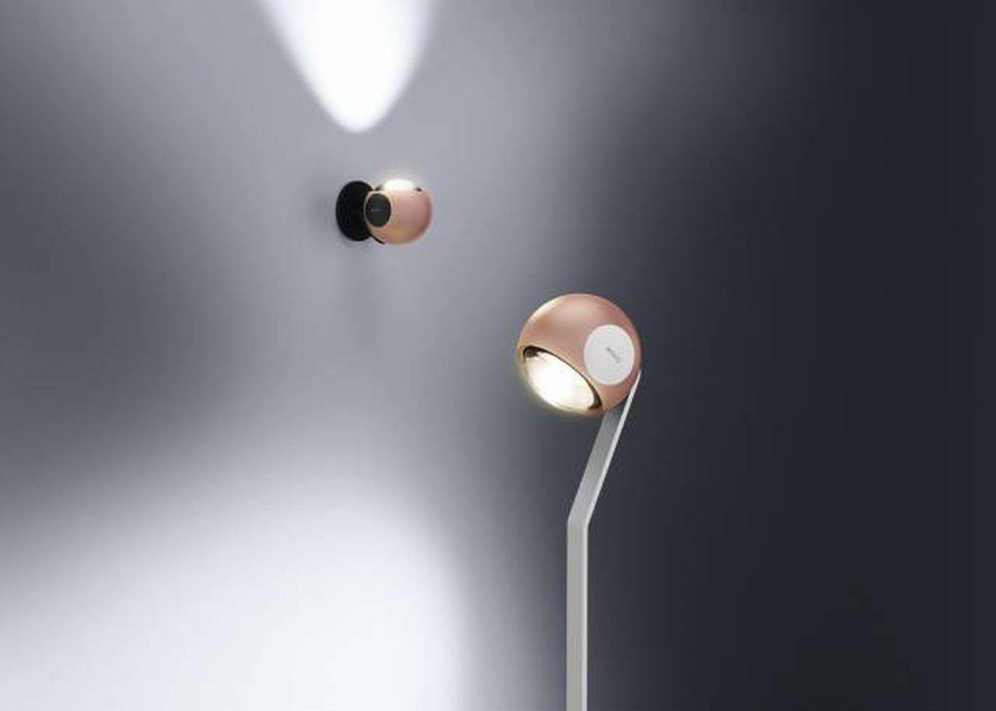io 3d lettura vloerlamp. Mat goud