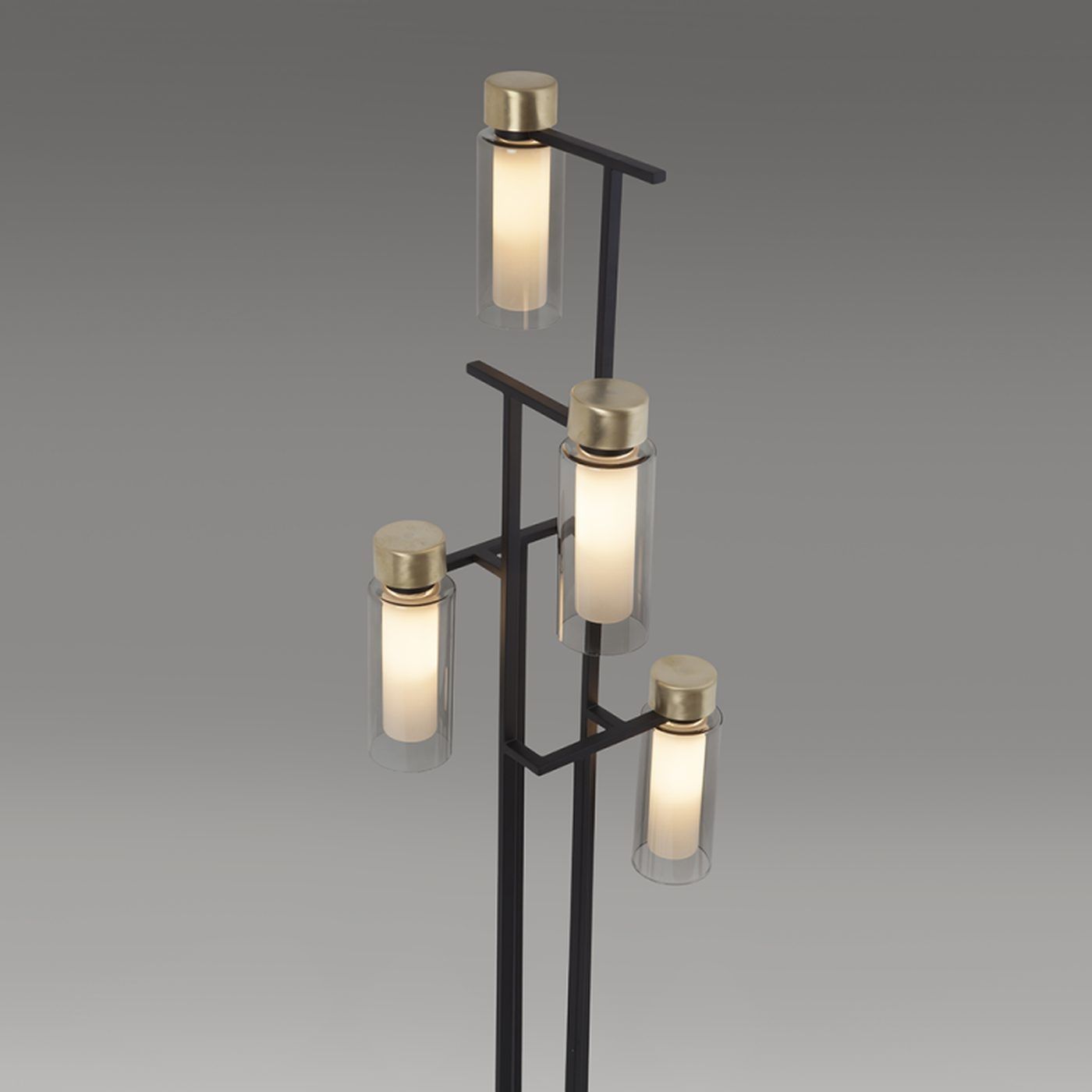Osman 560.64 vloerlamp