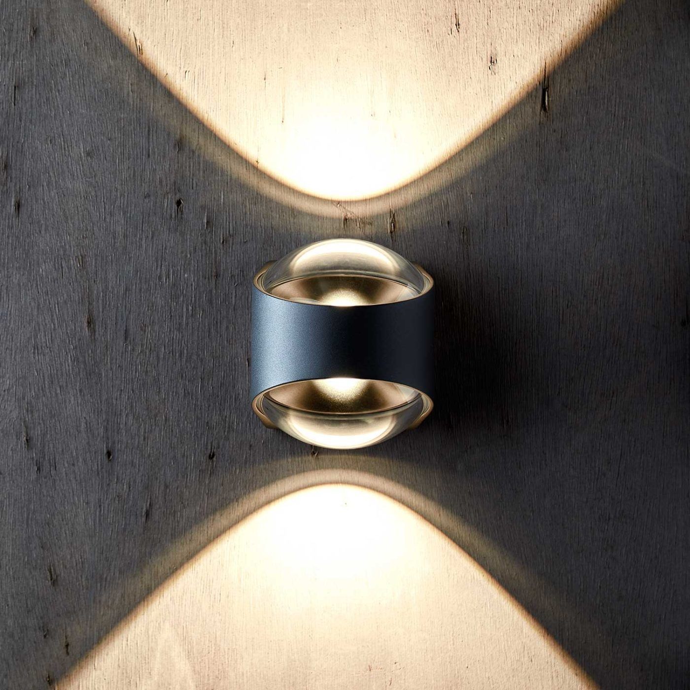 Saga wandlamp