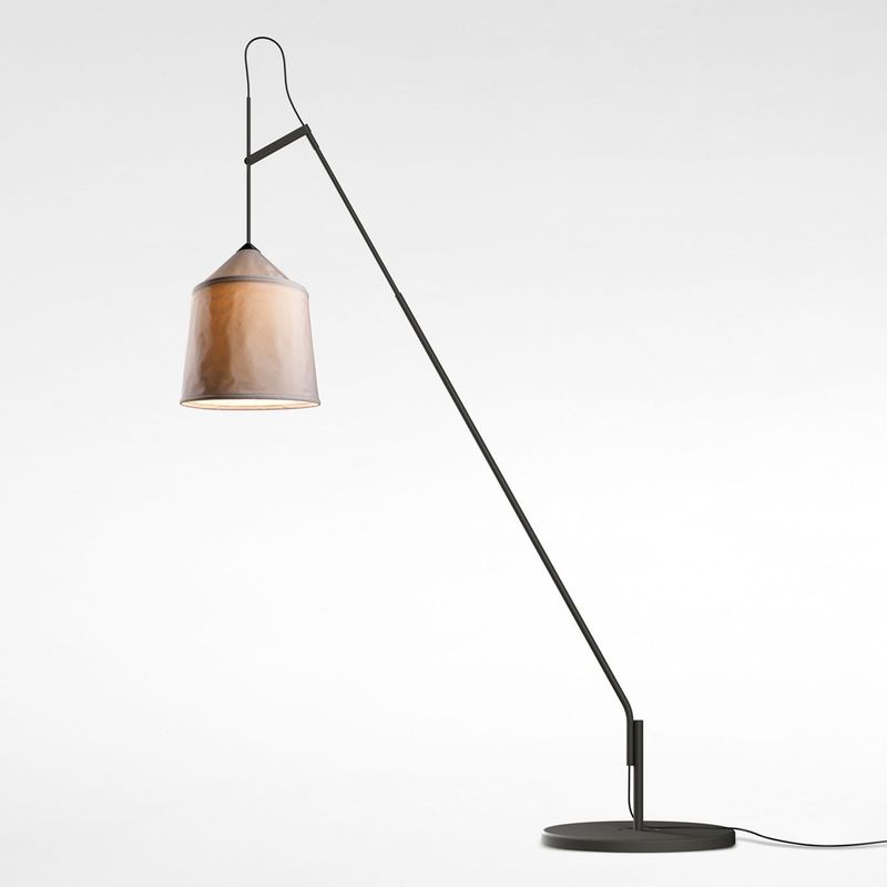 Jaima P307 met kap 71 en base 70 vloerlamp. 