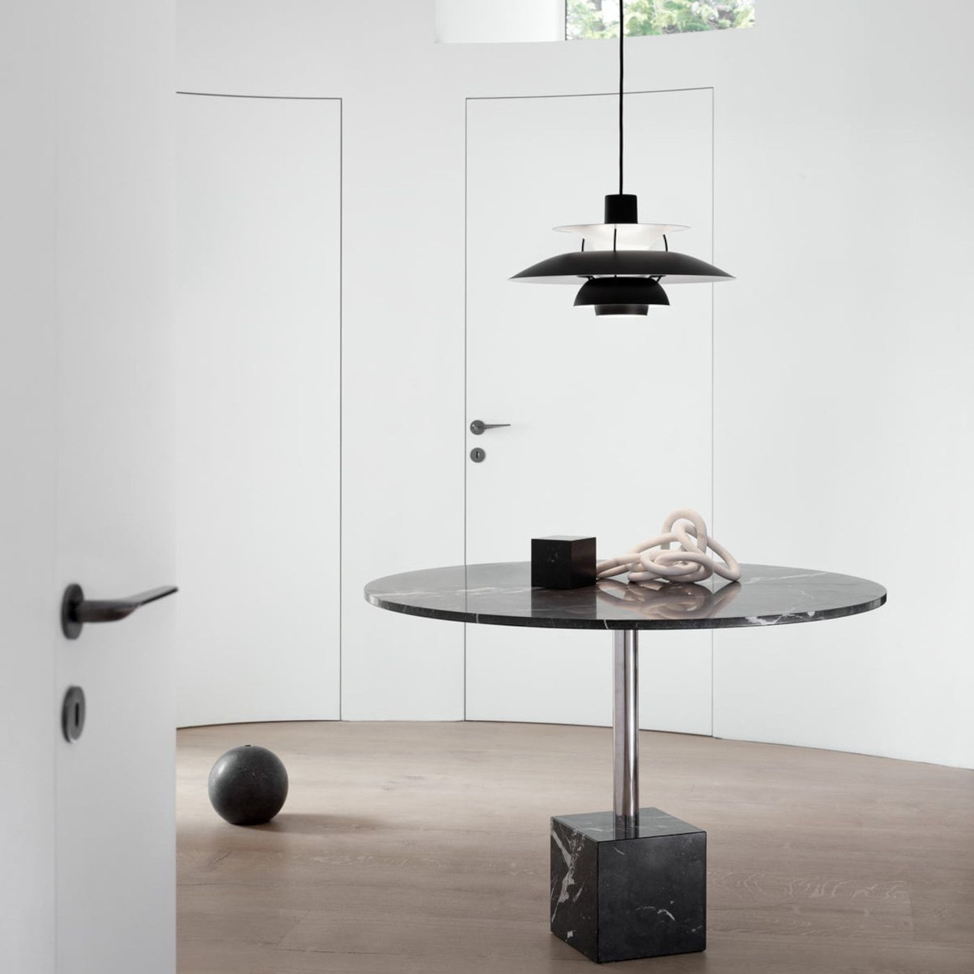 PH 5 hanglamp. Monochrome Black