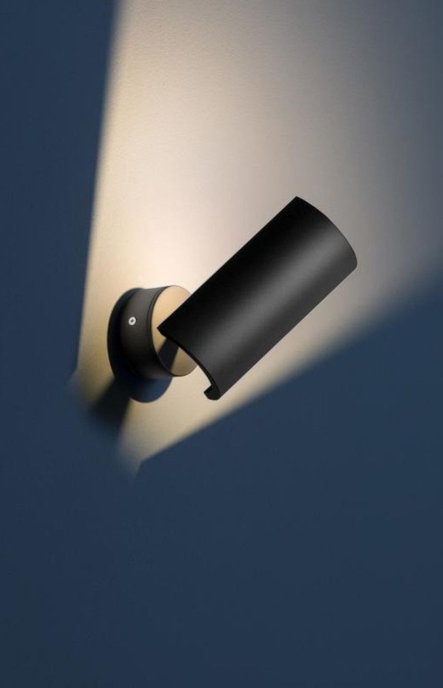 U.W wandlamp