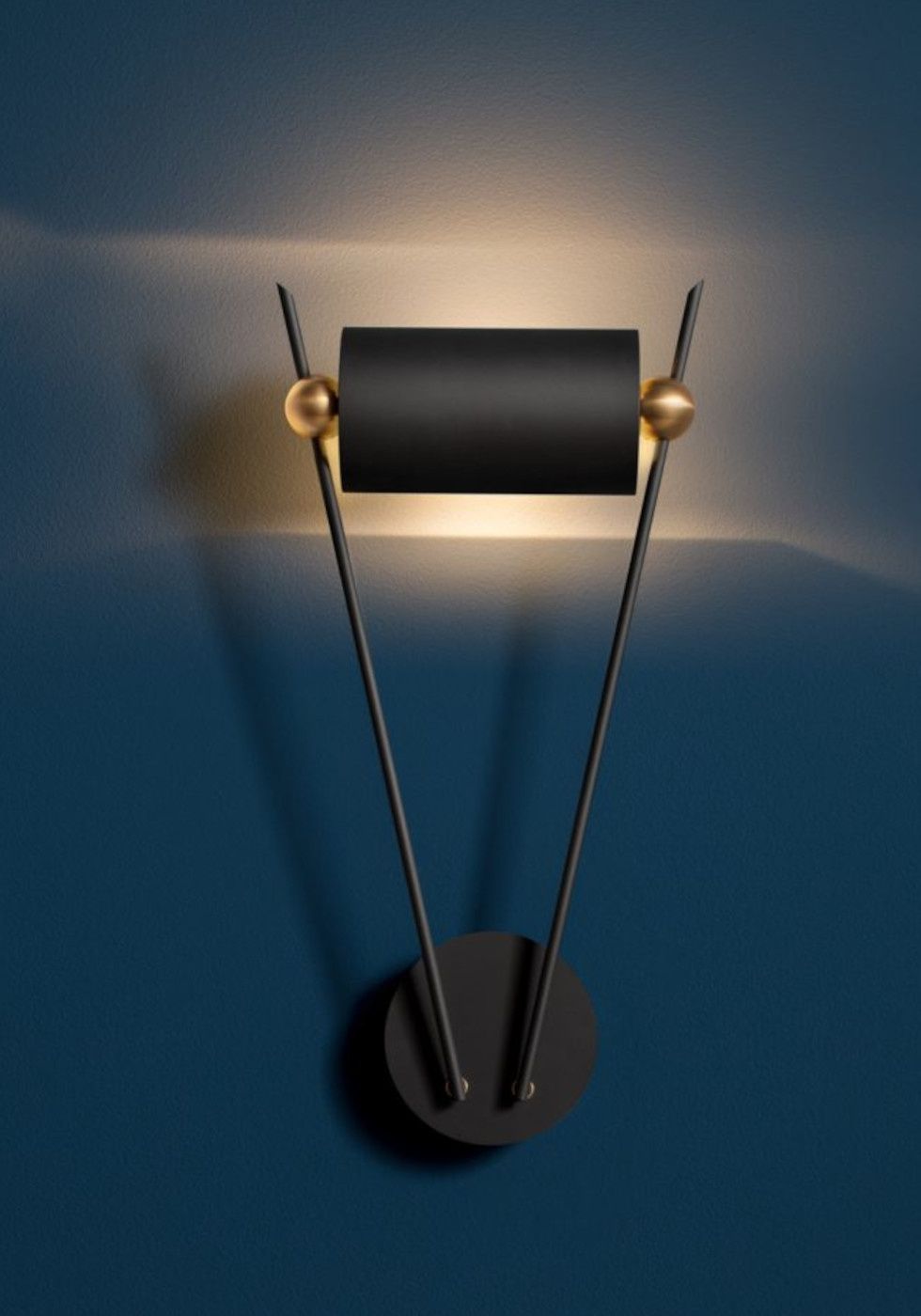 VI. W wandlamp