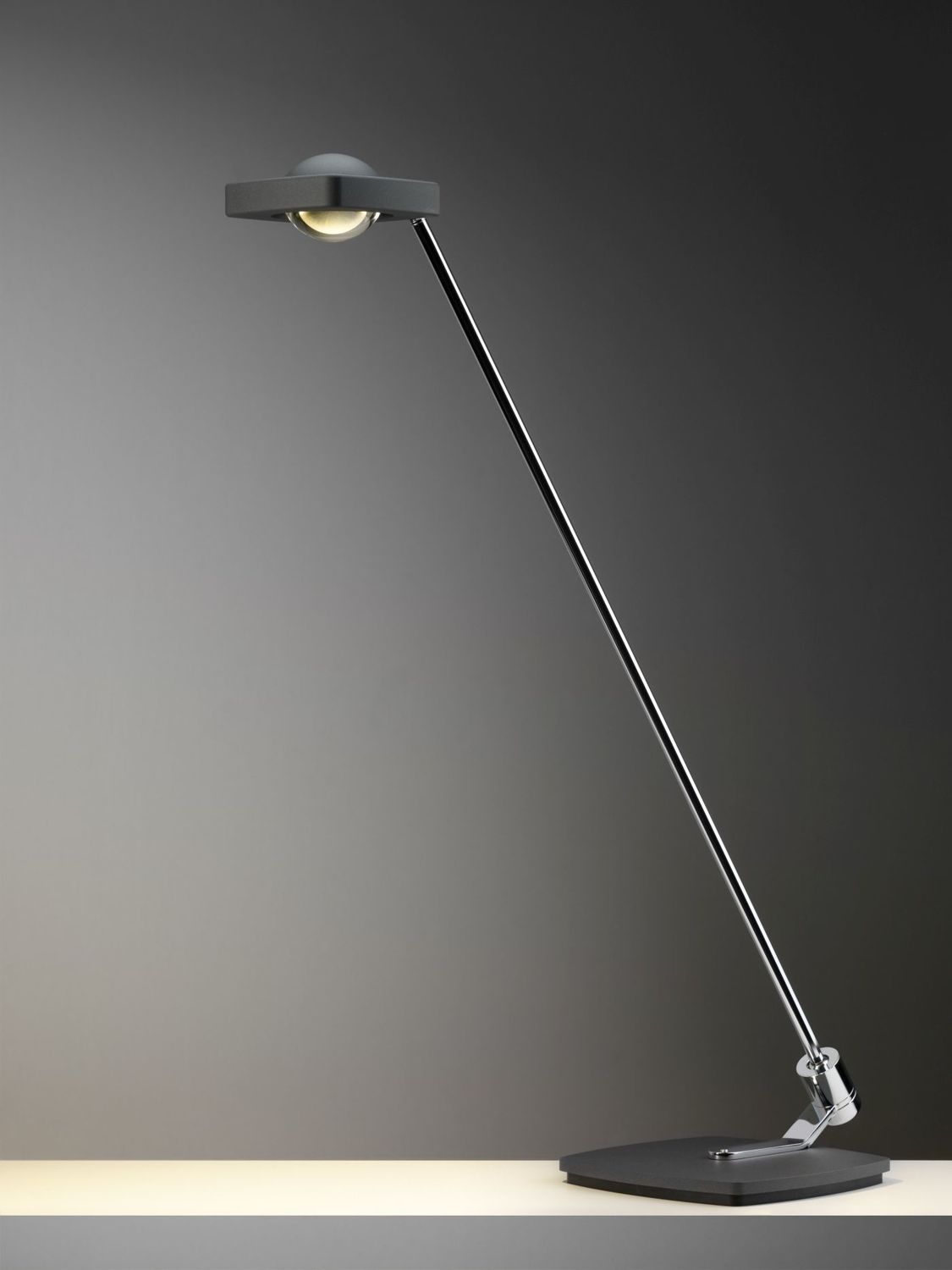 Kelveen tafellamp