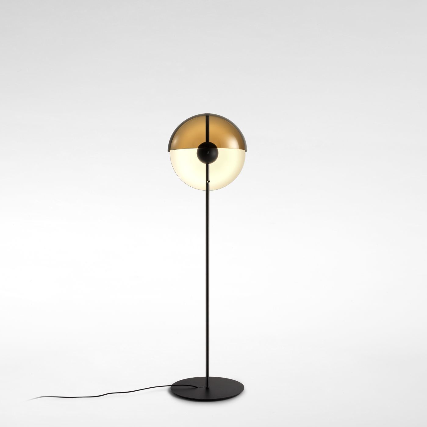 Theia S vloerlamp
