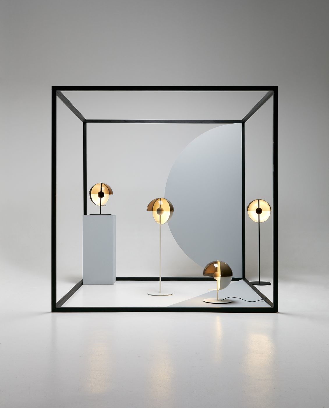 Theia S vloerlamp