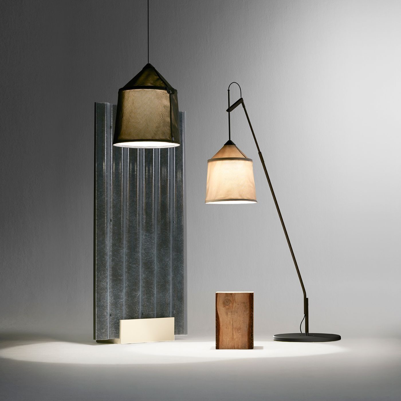 Jaima P307 met kap 54 en base 70 vloerlamp.