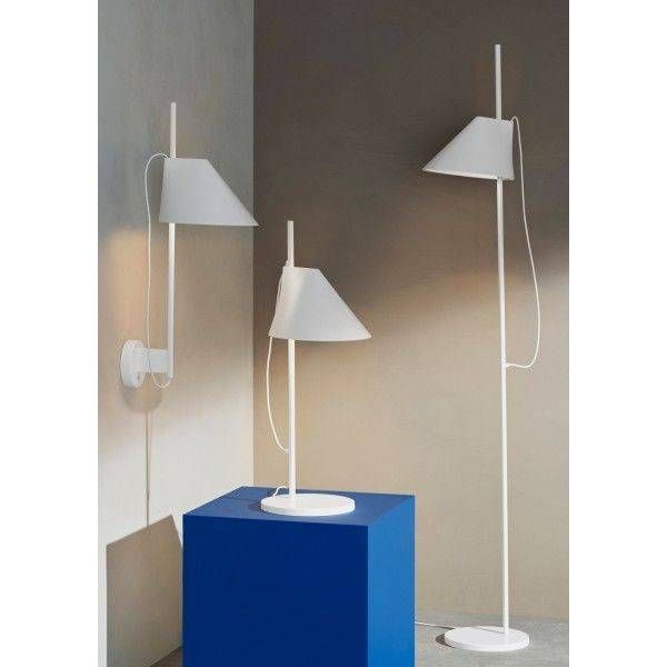 Yuh wandlamp