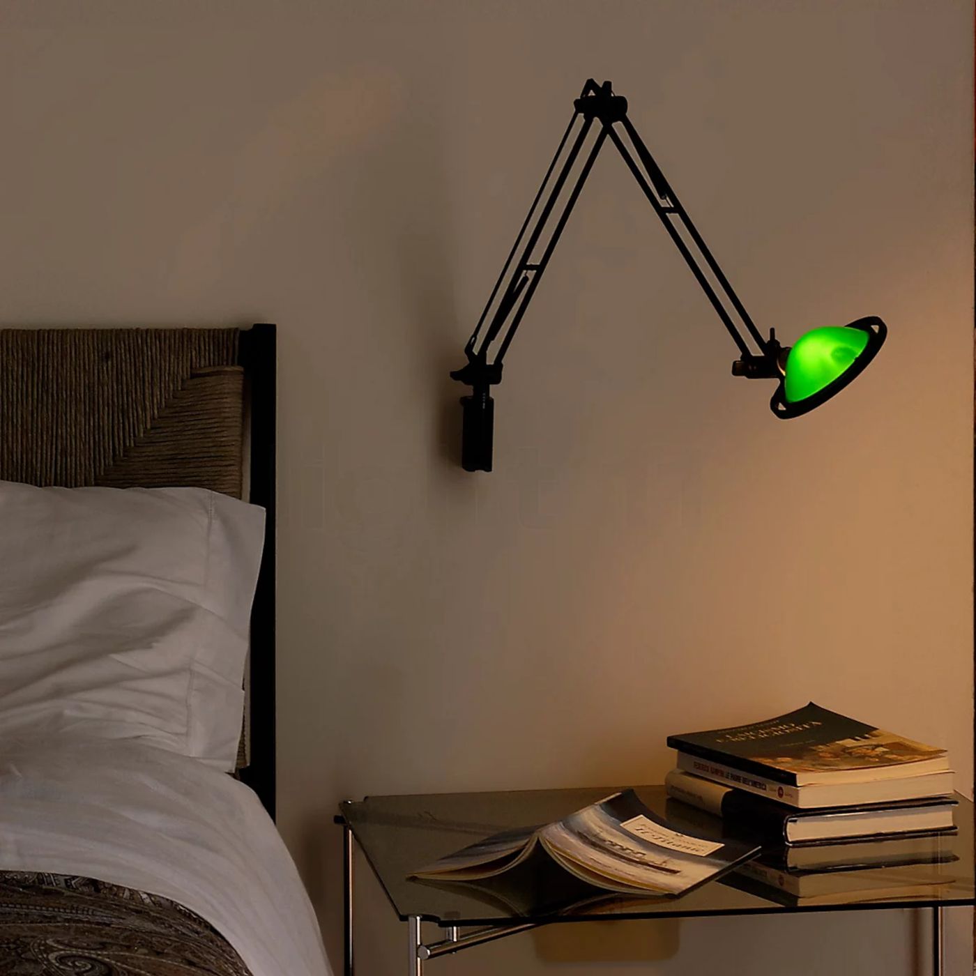 Berenice wandlamp. Aluminium