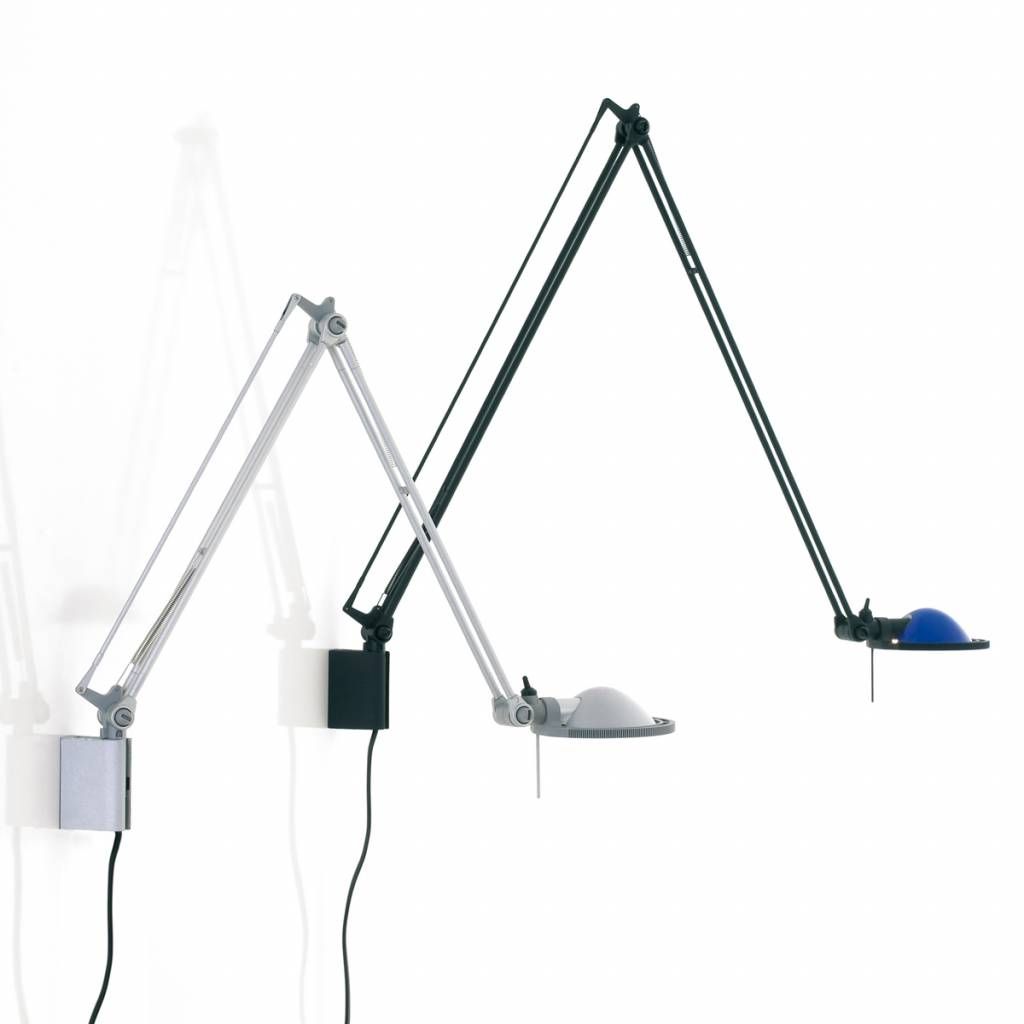 Berenice wandlamp. Aluminium