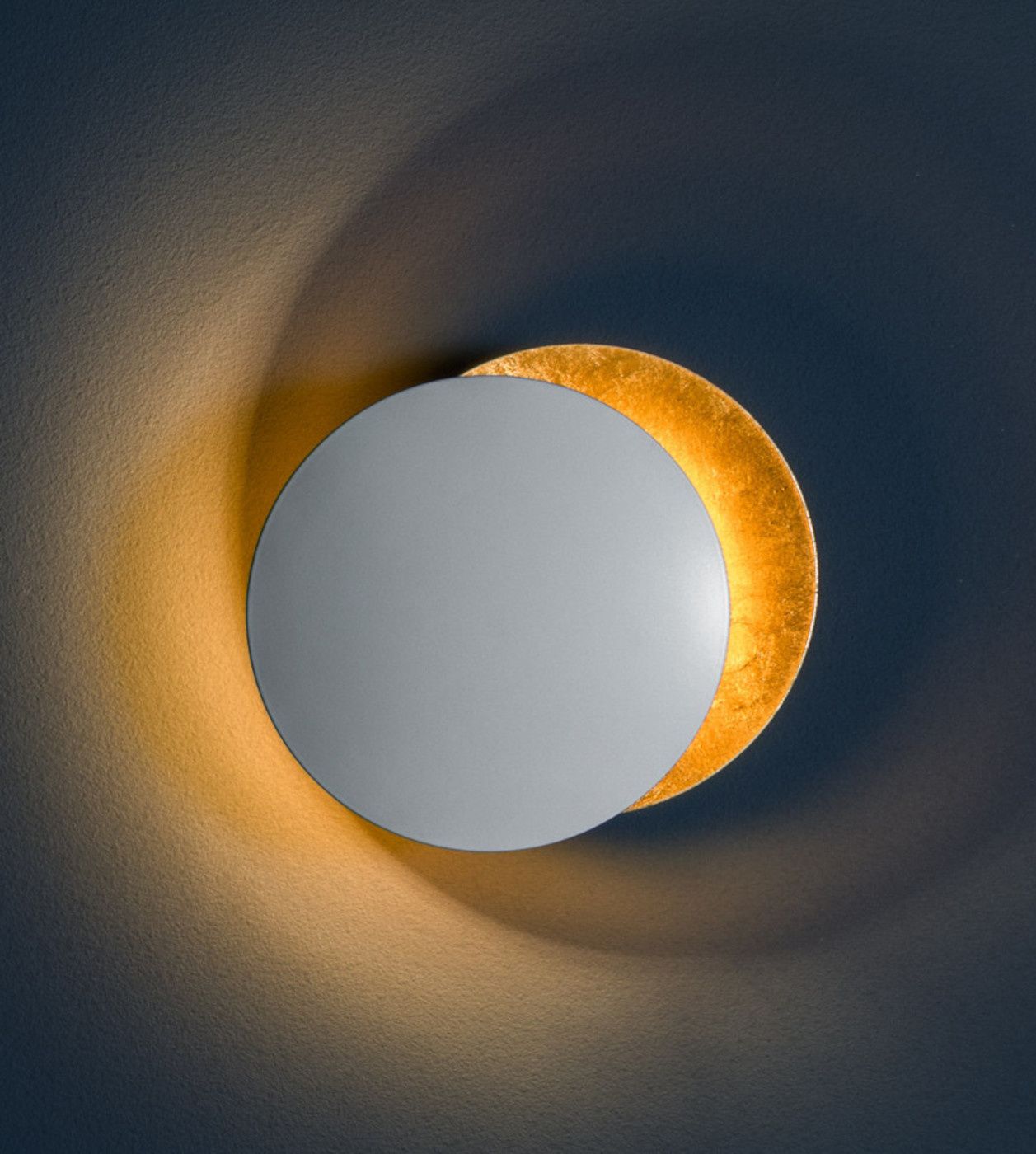 Lederam W 17 wandlamp
