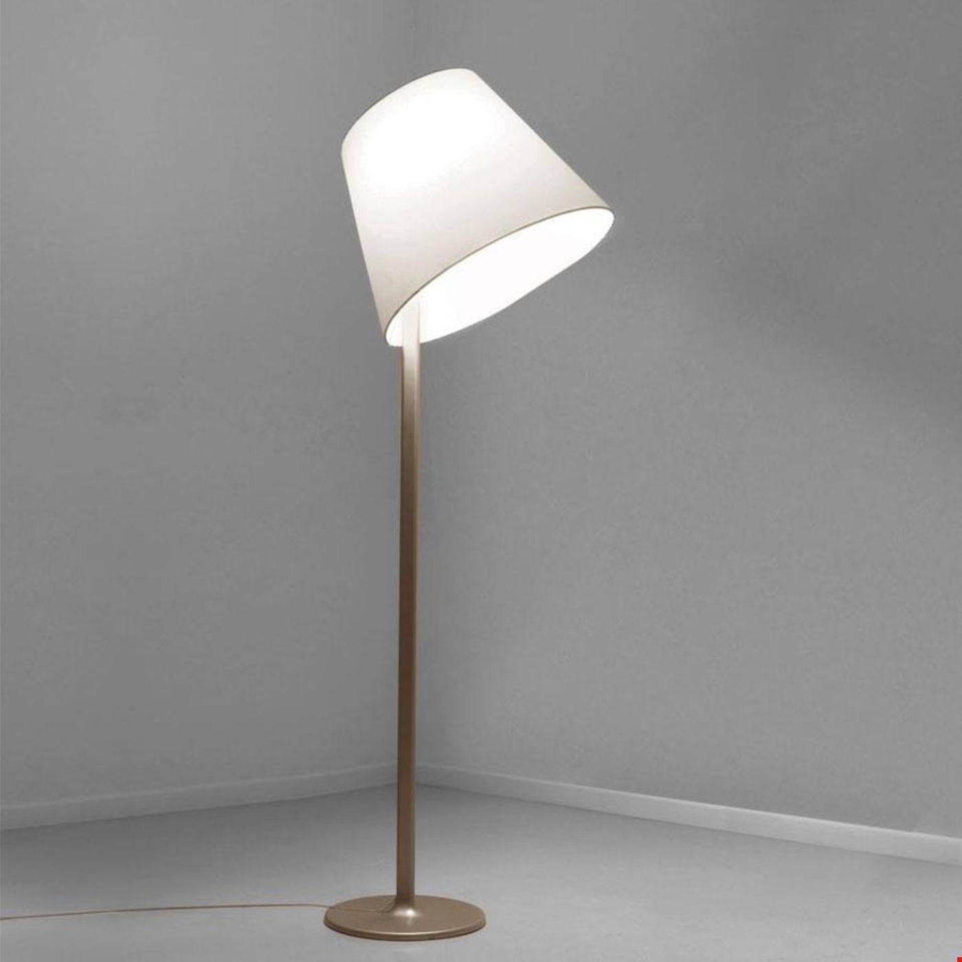 Melampo Mega vloerlamp