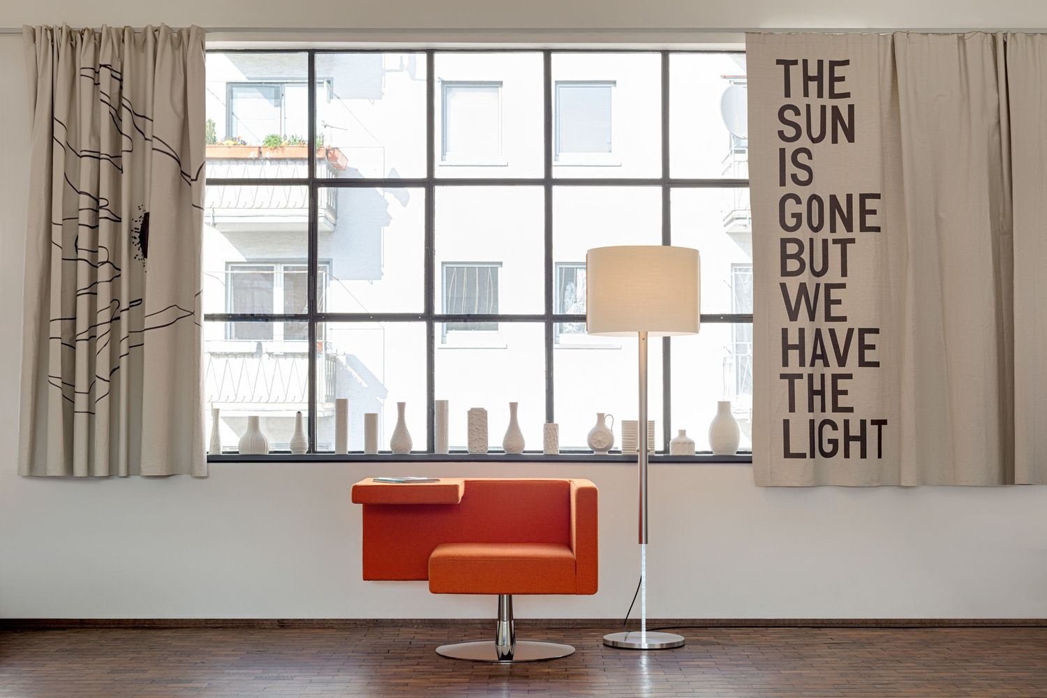 Jones S vloerlamp 