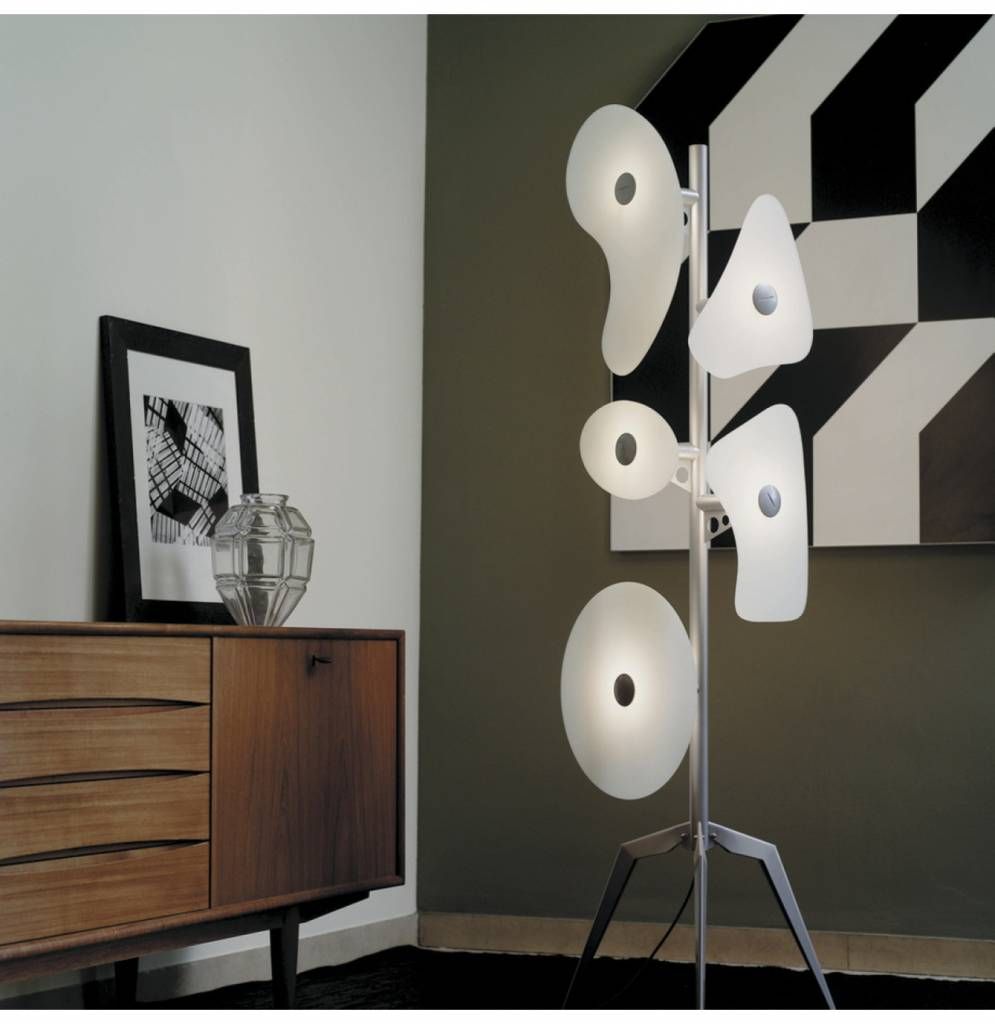 Orbital vloerlamp
