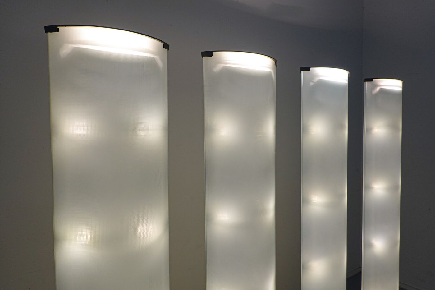 Pirellone vloerlamp