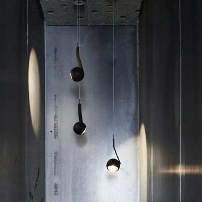 io 3d sospeso. hanglamp. Dark chroom