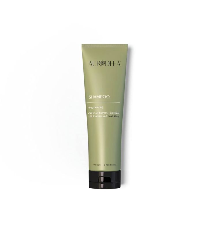 Code: BV098B Snail Slime Shampoo - 250 ml Enriched with Oat Extract, Panthenol and Silk Protein