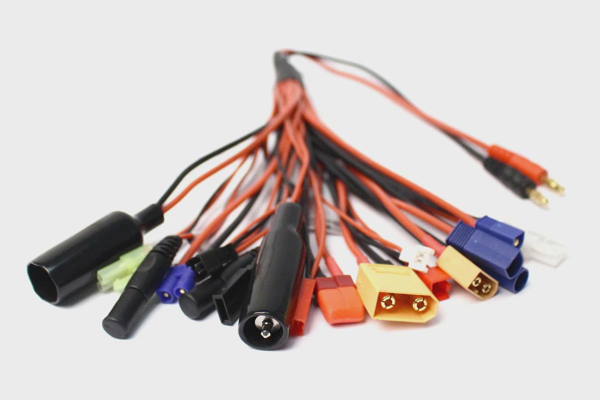 RCE1660, 19 Function Charge Adapter to Male 4mm Bullets - 300mm Wire