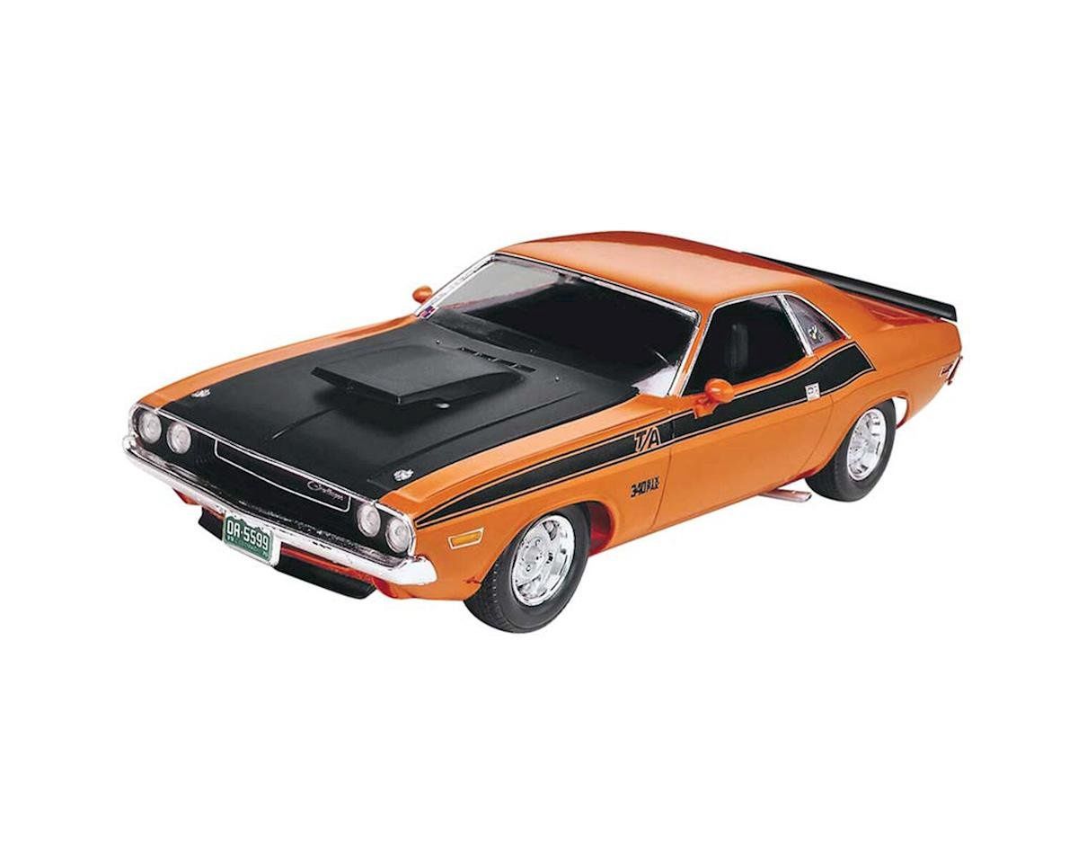 Revell Germany 1/24 70 Dodge Challenger 2N1 Model Kit