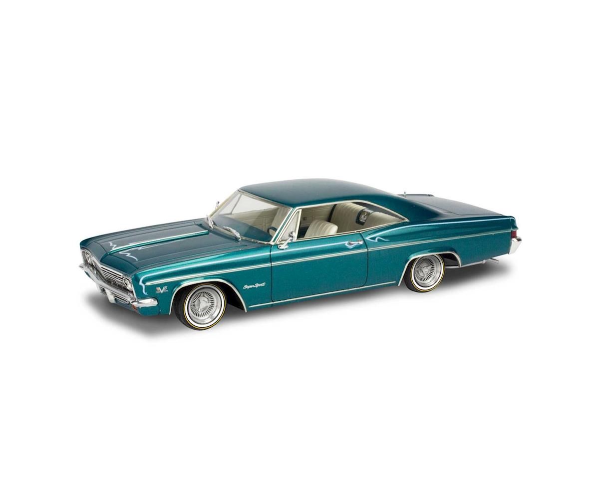 Revell Germany 1/25 66' Chevy Impala SS 396 2n1 Model Kit