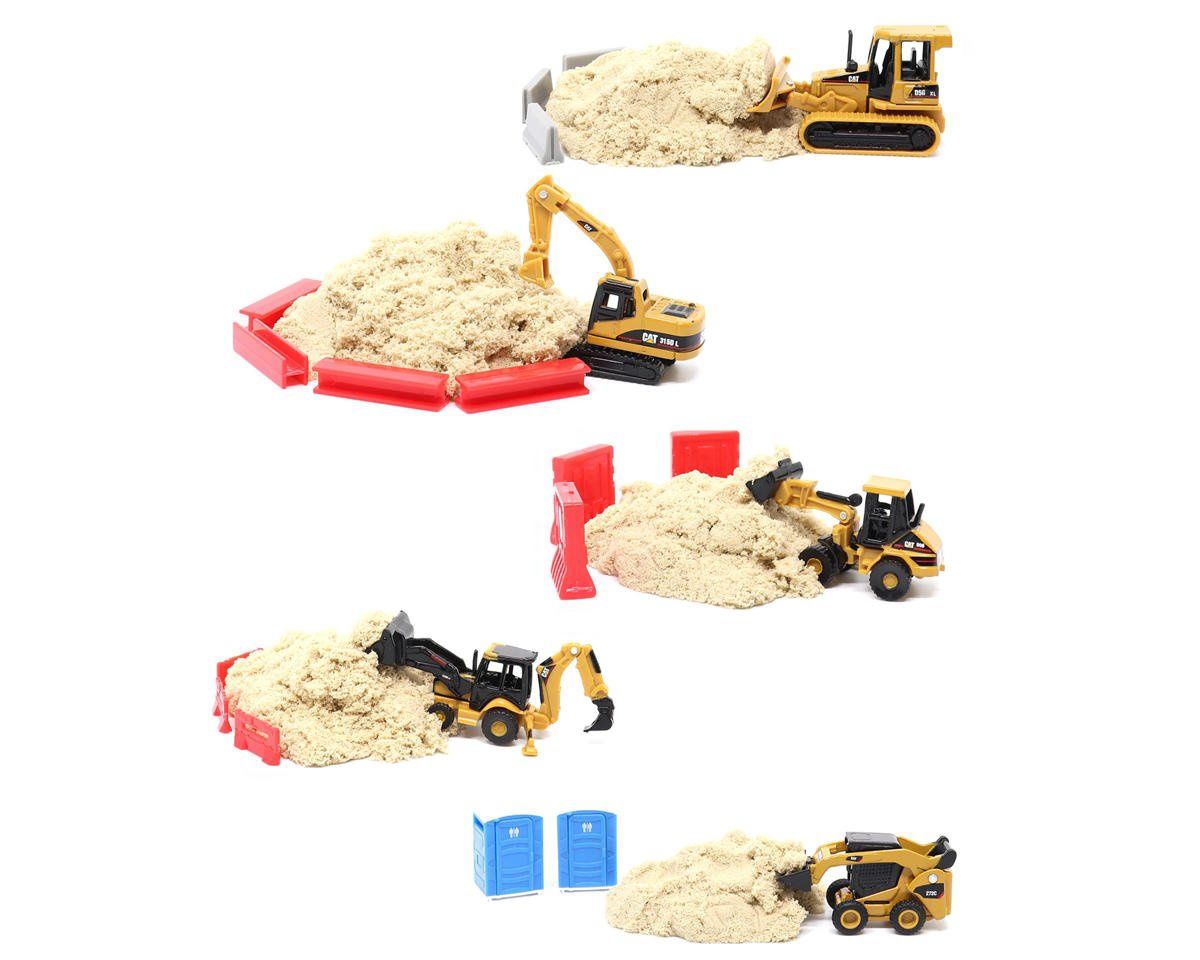 Diecast Masters CAT Mini Play Set Assortment w/Kinetic Motion Sand (16pcs)