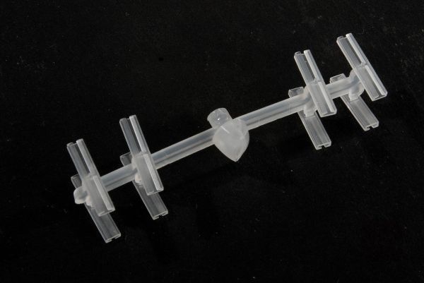 WAL94883104, Walthers - Insulating Joiners Code 83 or 100 12pr