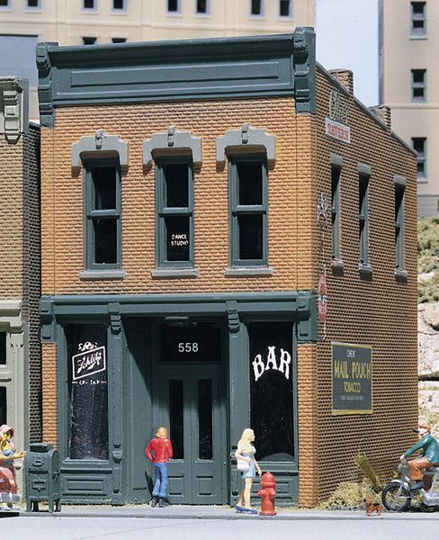 WOO10100, Woodland Scenics - Kellys Saloon