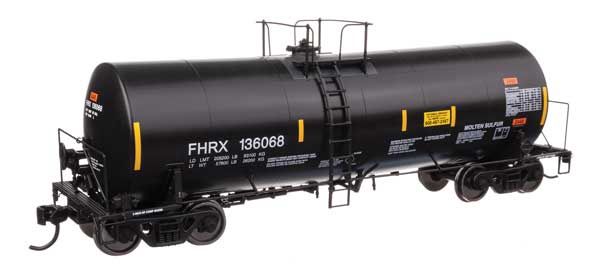 920-100056, WalthersProto - 40&#39; Trinity 14,000-Gallon Molten Sulfur Tank Car - Ready to Run - HO scale