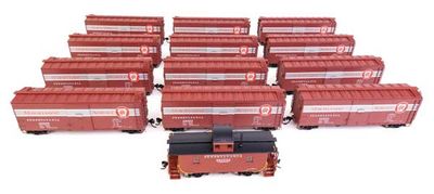 920-901, WalthersProto - Pennsylvania Railroad Merchandise Service Freight Train - HO scale