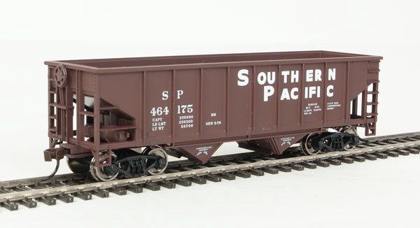 931-1843, WalthersTrainline - Coal Hopper - Ready to Run - HO scale