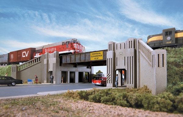 933-3190, Walthers Cornerstone - Art Deco Highway Underpass - HO scale