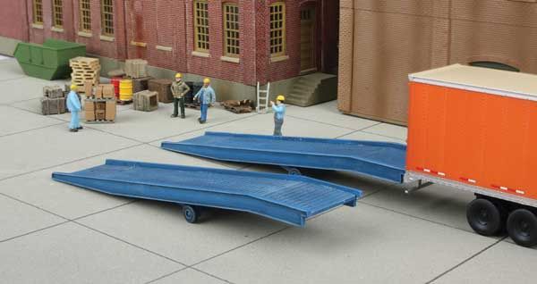 933-4130, Walthers Cornerstone - Loading Ramps - pkg(2) - HO scale