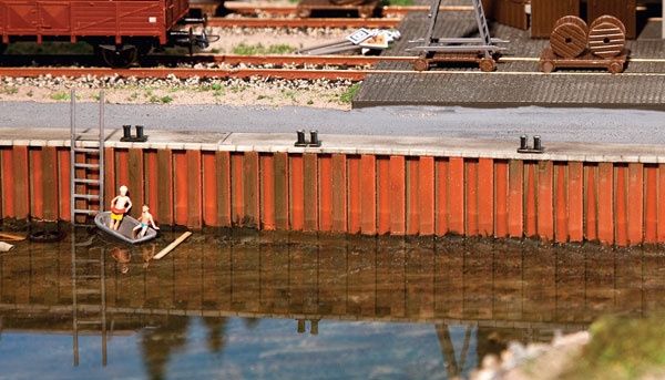 949-4150, Walthers SceneMaster - Harbor Wall - 20-1/4 x 5/8 x 1-5/8 51.4 x 1.6 x 4.2cm - HO scale