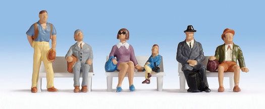 949-6041, Walthers SceneMaster - Waiting Passengers pkg(6) - HO scale